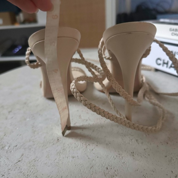 Schutz Jada Egg Shell Lace Up Braided Strappy Stiletto Heels Sandals Size 10.5 B - Picture 7 of 7
